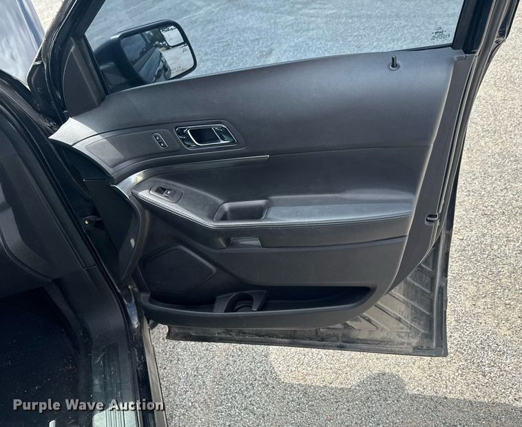 image for item DU9377 2015 Ford Explorer Police Interceptor SUV