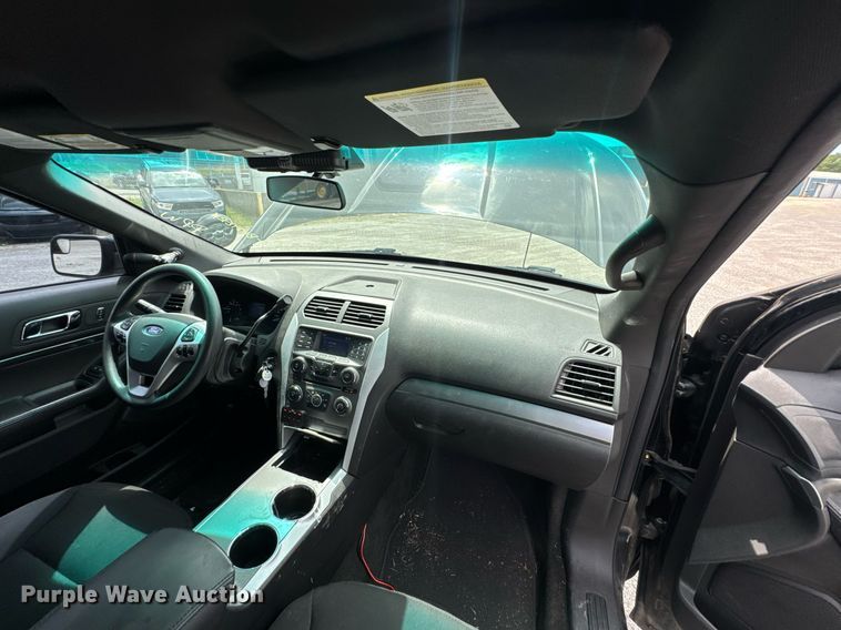 image for item DU9377 2015 Ford Explorer Police Interceptor SUV