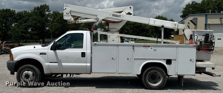 image for item DU9378 1999 Ford F450 Super Duty bucket truck