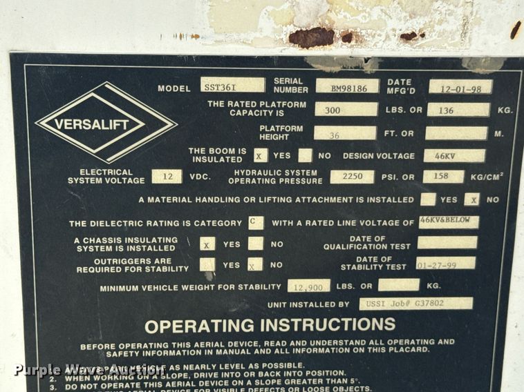 image for item DU9378 1999 Ford F450 Super Duty bucket truck