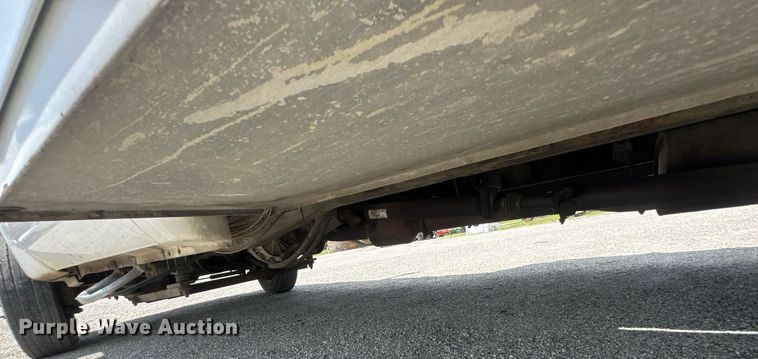 image for item DU9378 1999 Ford F450 Super Duty bucket truck