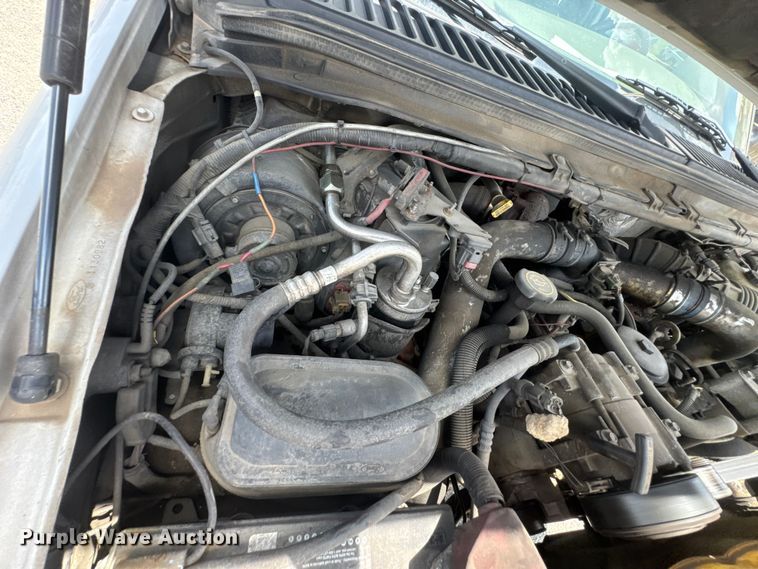 image for item DU9378 1999 Ford F450 Super Duty bucket truck