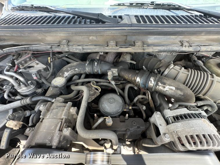 image for item DU9378 1999 Ford F450 Super Duty bucket truck