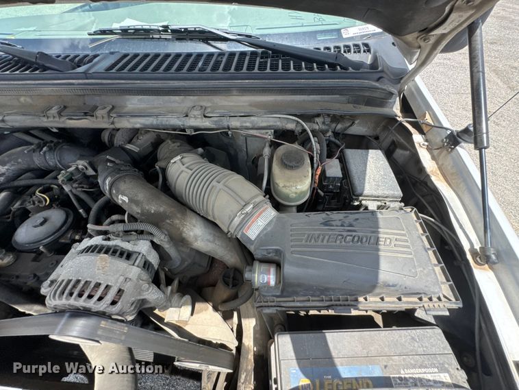 image for item DU9378 1999 Ford F450 Super Duty bucket truck