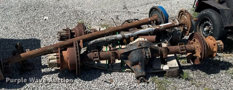 image for item DU9380 (4) truck axles