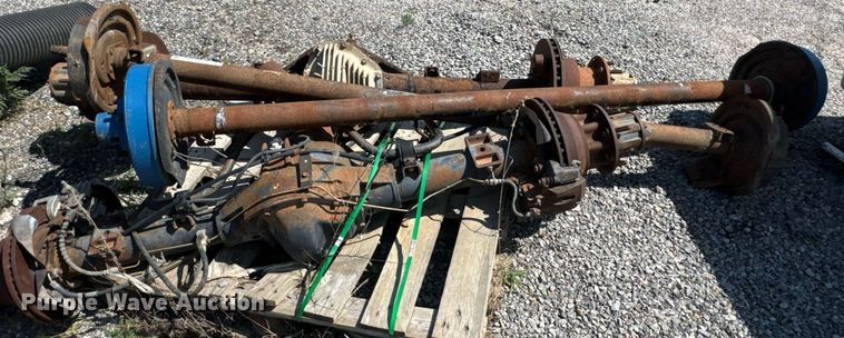 image for item DU9380 (4) truck axles