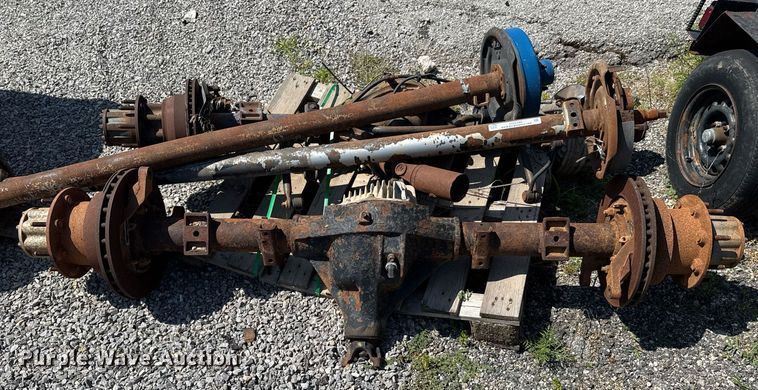 image for item DU9380 (4) truck axles