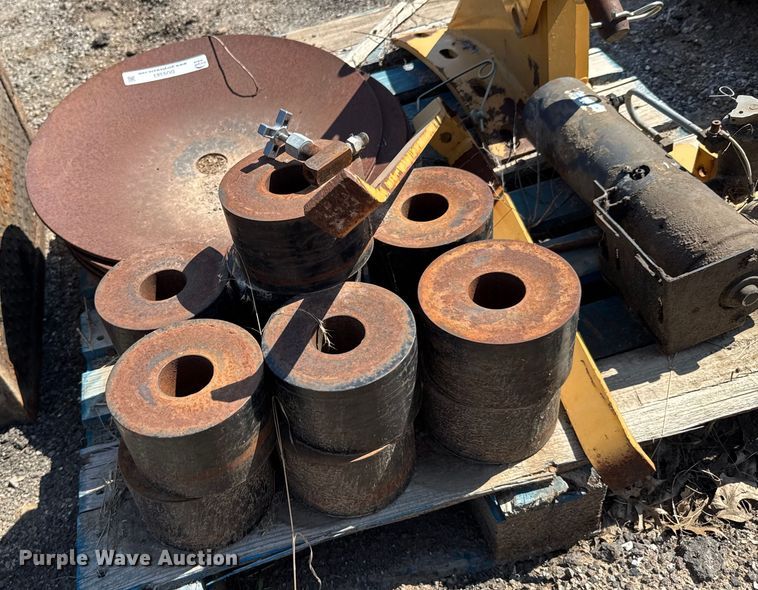 image for item DU9383 Motor grader parts