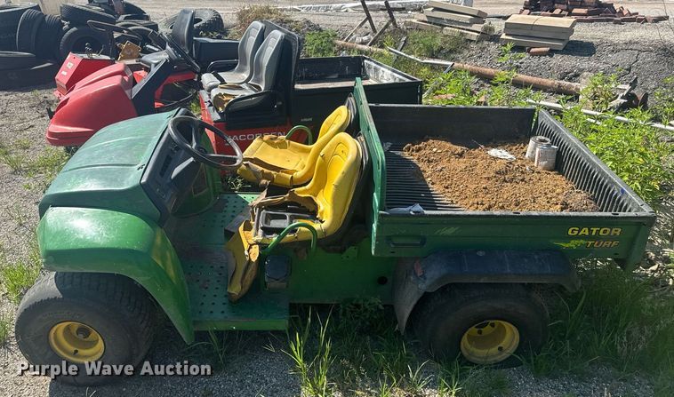 image for item DU9384 John Deere  Gator Turf utility vehicle