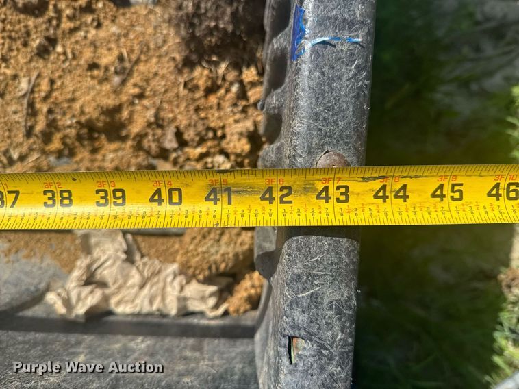 image for item DU9384 John Deere  Gator Turf utility vehicle