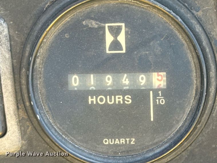 image for item DU9384 John Deere  Gator Turf utility vehicle