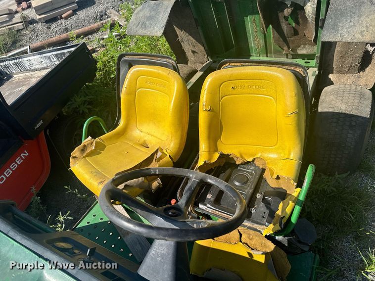 image for item DU9384 John Deere  Gator Turf utility vehicle