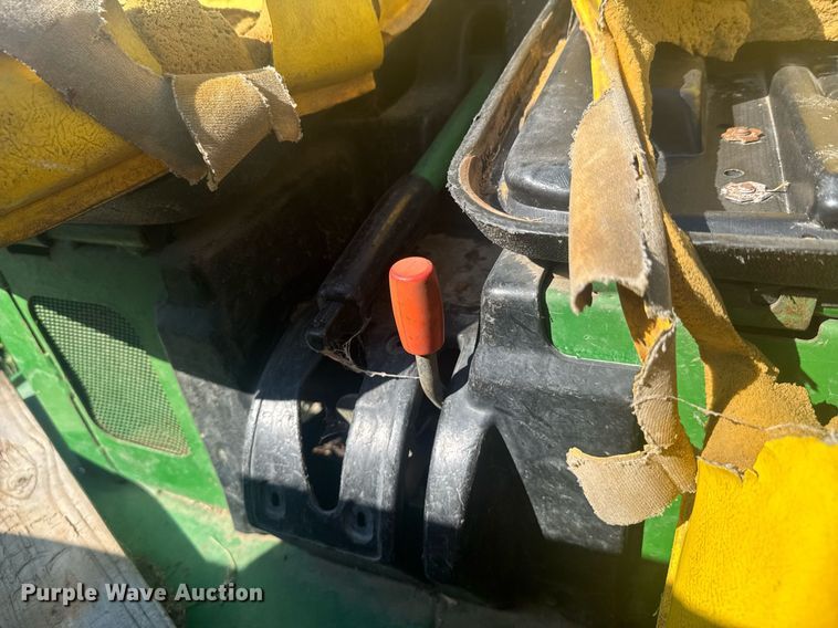 image for item DU9384 John Deere  Gator Turf utility vehicle