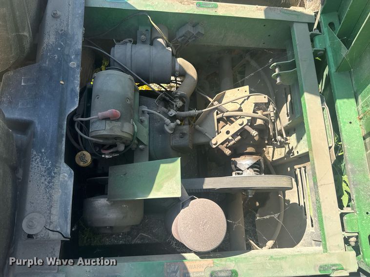 image for item DU9384 John Deere  Gator Turf utility vehicle