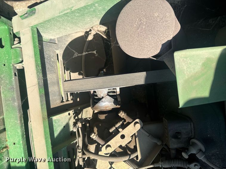 image for item DU9384 John Deere  Gator Turf utility vehicle