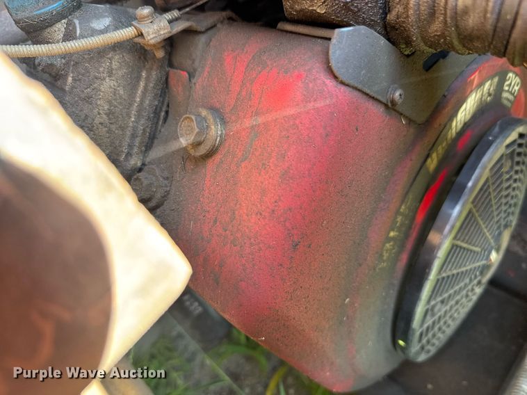 image for item DU9384 John Deere  Gator Turf utility vehicle