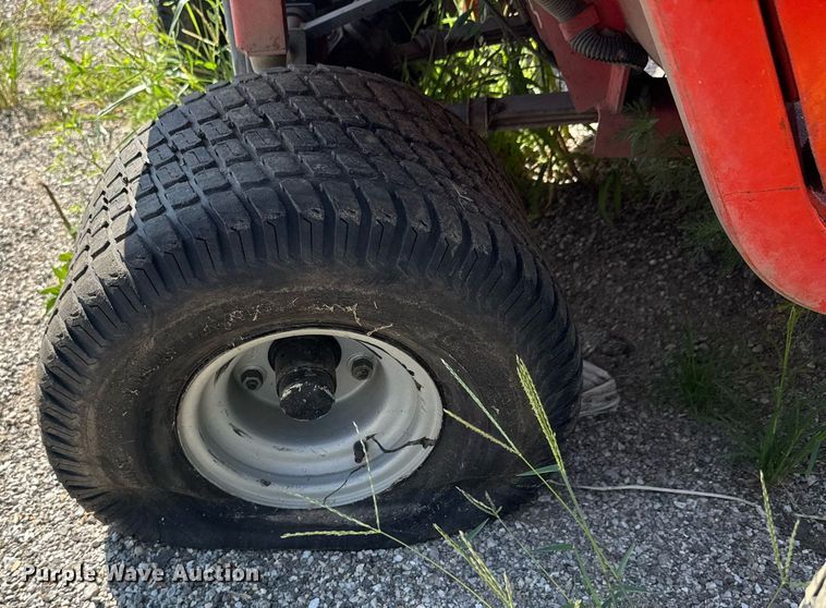 image for item DU9384 John Deere  Gator Turf utility vehicle