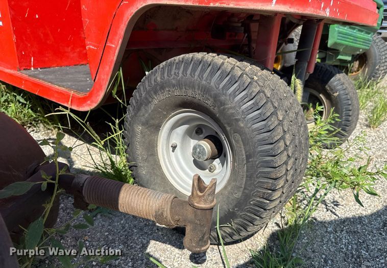 image for item DU9384 John Deere  Gator Turf utility vehicle