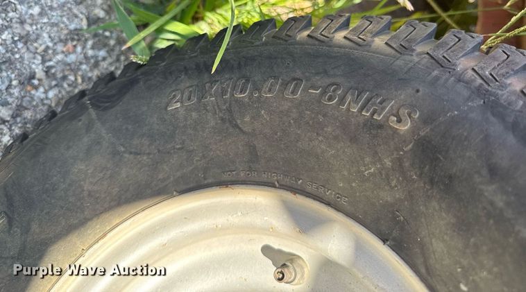 image for item DU9384 John Deere  Gator Turf utility vehicle