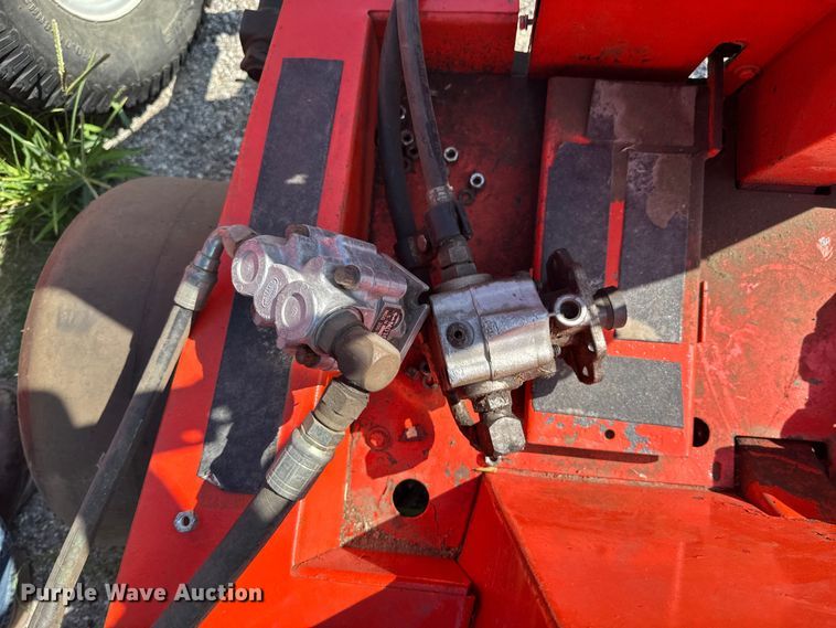 image for item DU9384 John Deere  Gator Turf utility vehicle