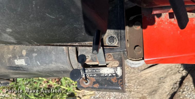 image for item DU9384 John Deere  Gator Turf utility vehicle