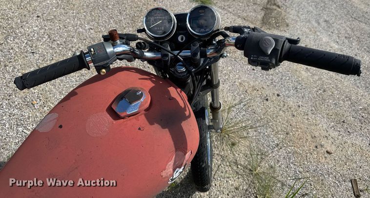 image for item DU9388 1996 Honda CB250  motorcycle