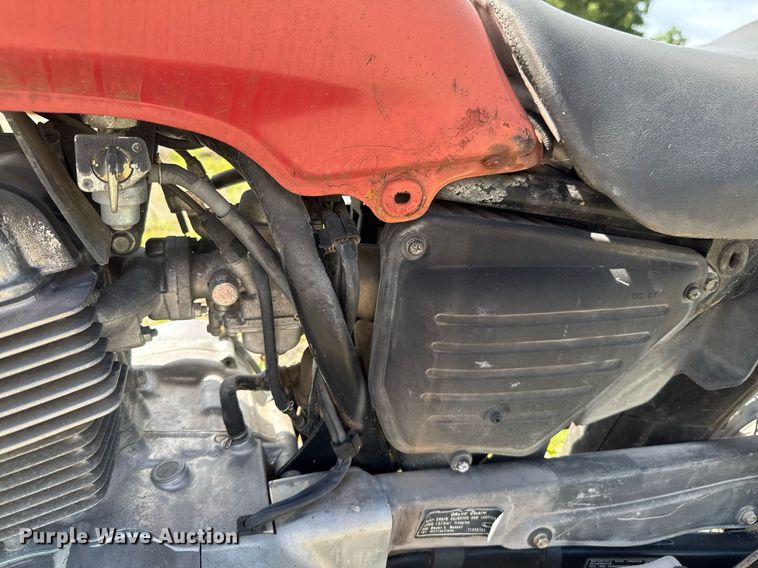 image for item DU9388 1996 Honda CB250  motorcycle