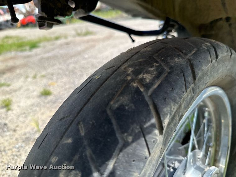 image for item DU9388 1996 Honda CB250  motorcycle