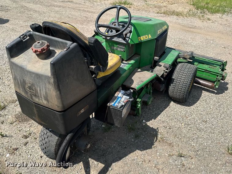 image for item DU9389 2000 John Deere 2653A reel mower