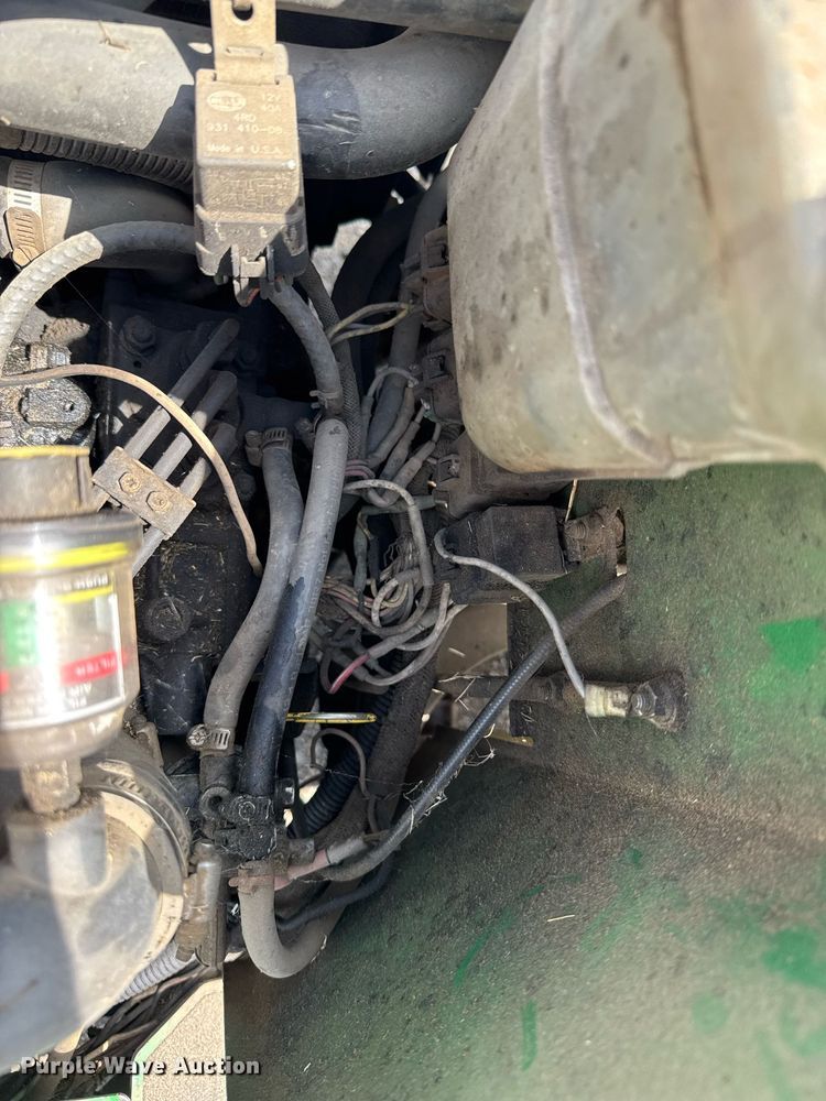 image for item DU9389 2000 John Deere 2653A reel mower