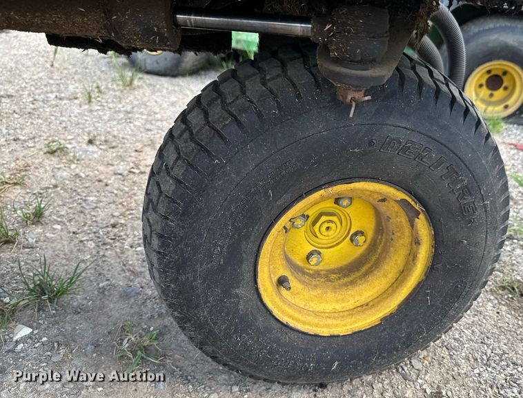 image for item DU9389 2000 John Deere 2653A reel mower