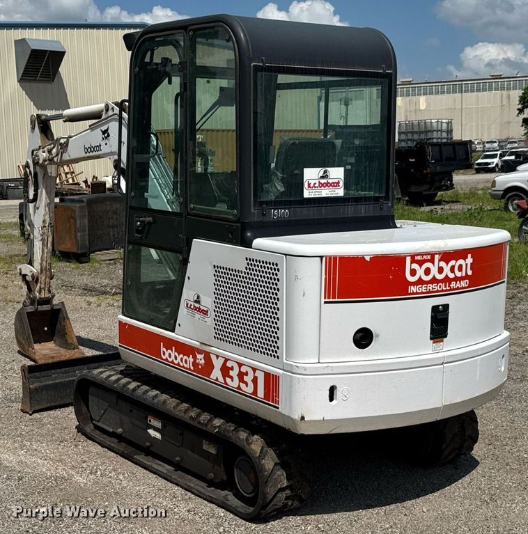 image for item DU9390 1998 Bobcat 331 mini excavator