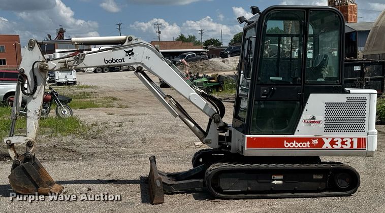 image for item DU9390 1998 Bobcat 331 mini excavator