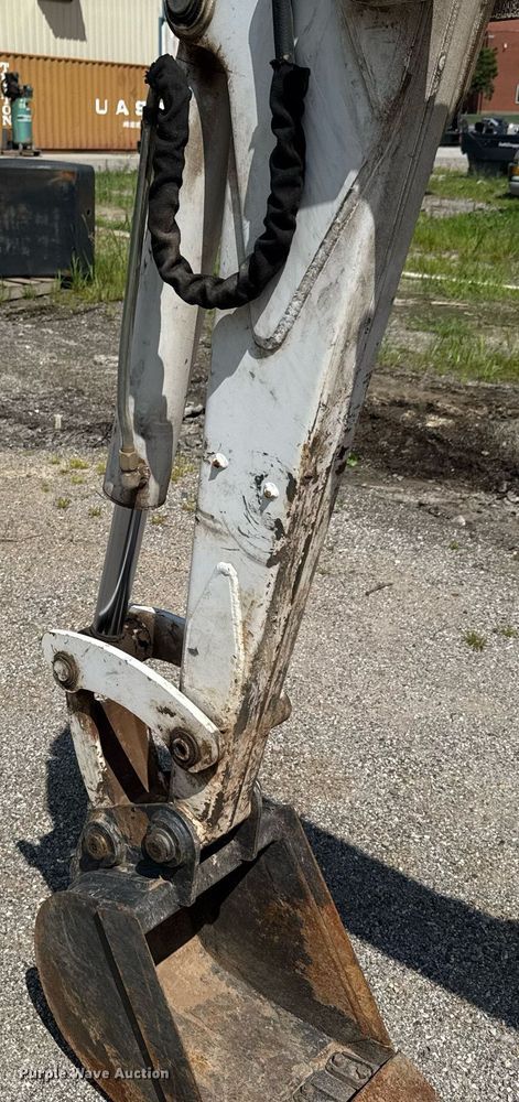 image for item DU9390 1998 Bobcat 331 mini excavator