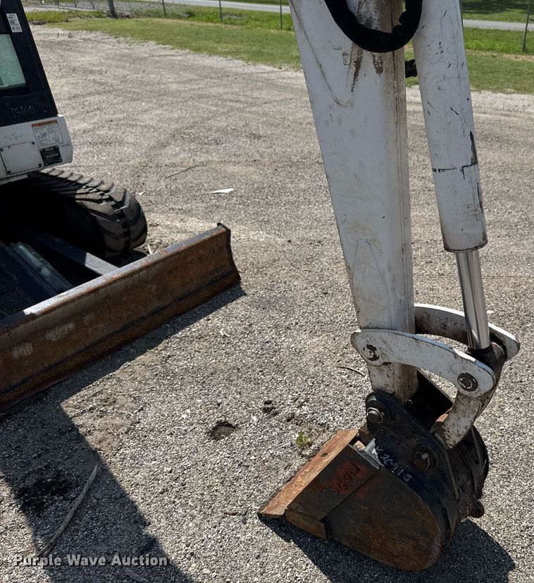 image for item DU9390 1998 Bobcat 331 mini excavator