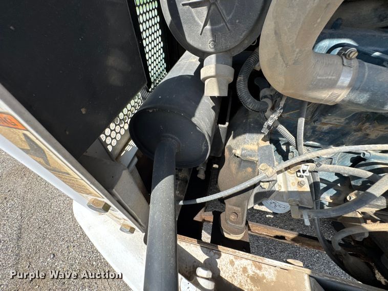 image for item DU9390 1998 Bobcat 331 mini excavator