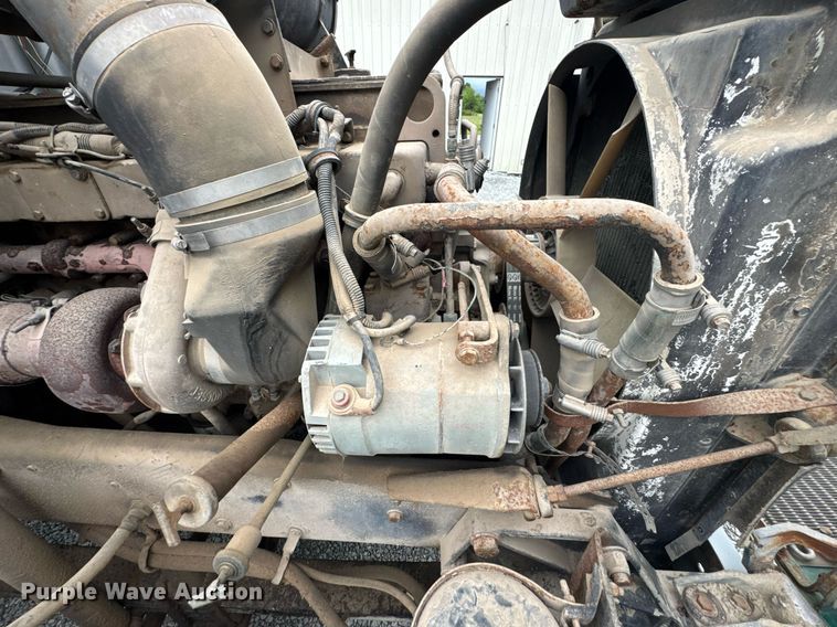 image for item DU9755 1988 Kenworth T60 semi truck