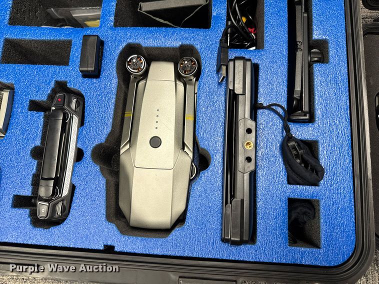 image for item DU9832 (2) DJI Mavic Pro Platinum M1X drones