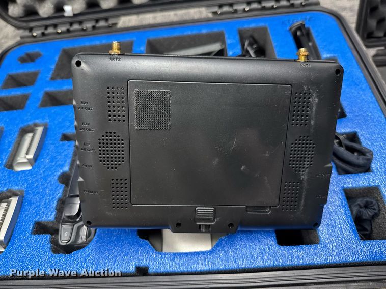 image for item DU9832 (2) DJI Mavic Pro Platinum M1X drones