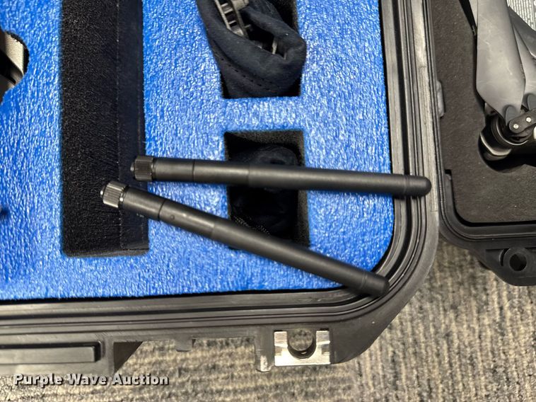 image for item DU9832 (2) DJI Mavic Pro Platinum M1X drones