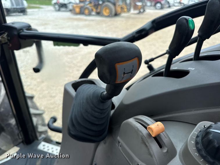 image for item DW3377 2014 Case IH Farmall 105U MFWD tractor