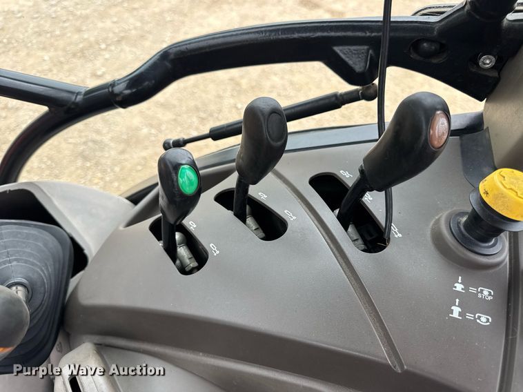 image for item DW3377 2014 Case IH Farmall 105U MFWD tractor