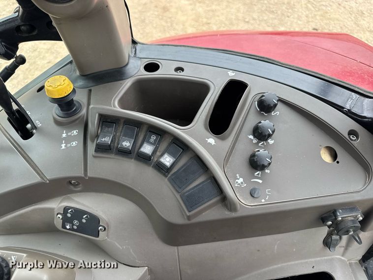 image for item DW3377 2014 Case IH Farmall 105U MFWD tractor