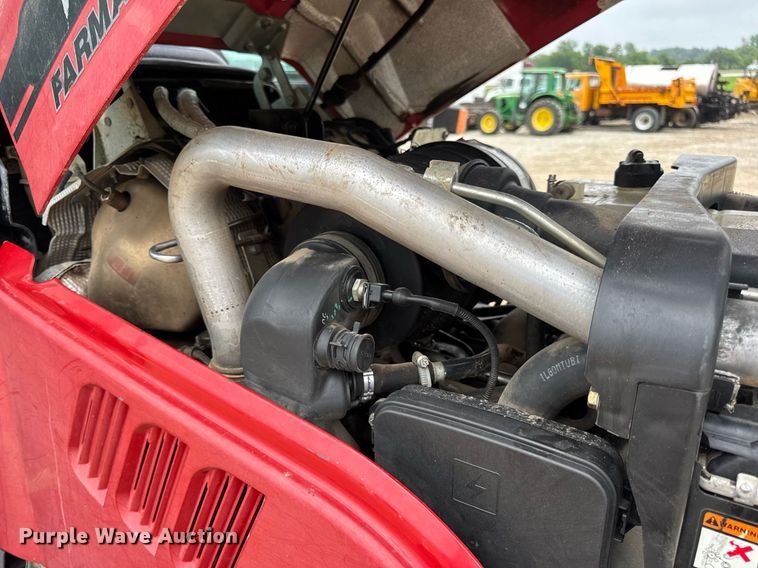 image for item DW3377 2014 Case IH Farmall 105U MFWD tractor