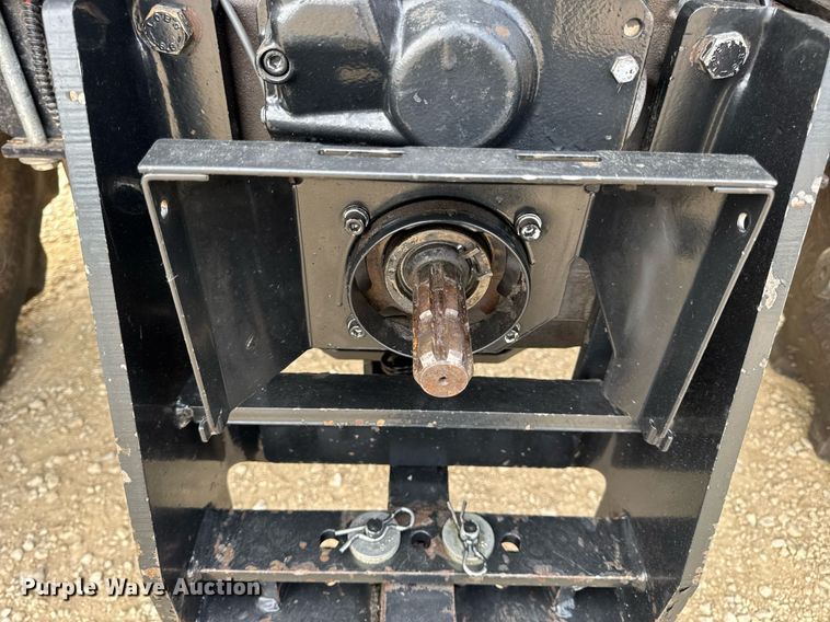 image for item DW3378 2014 Case IH Farmall 105U MFWD tractor