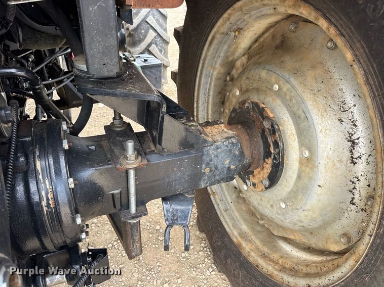 image for item DW3378 2014 Case IH Farmall 105U MFWD tractor