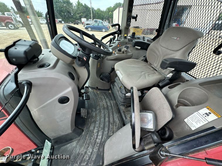 image for item DW3378 2014 Case IH Farmall 105U MFWD tractor