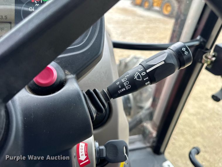 image for item DW3378 2014 Case IH Farmall 105U MFWD tractor