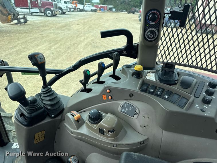 image for item DW3378 2014 Case IH Farmall 105U MFWD tractor