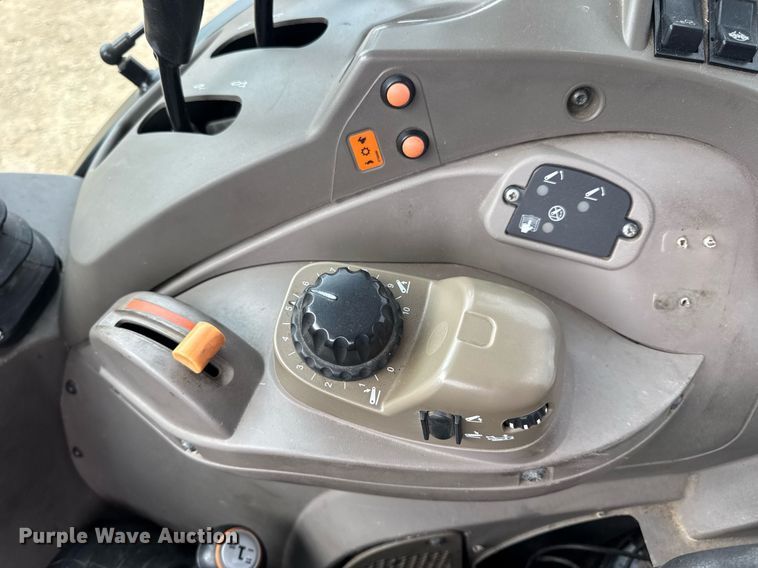 image for item DW3378 2014 Case IH Farmall 105U MFWD tractor